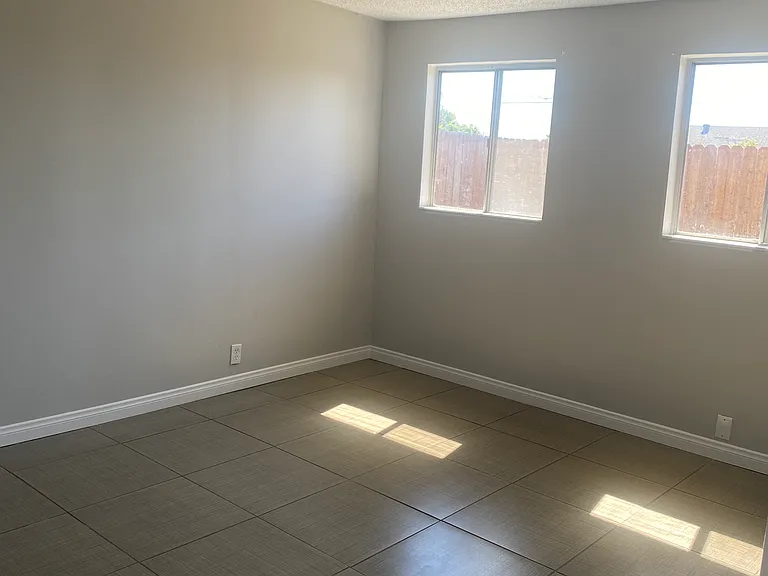 21109 S Van Deene Ave — Photo 8