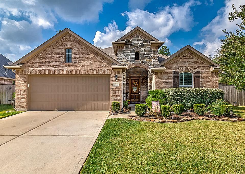 1st image of 252 Forest Heights Ln