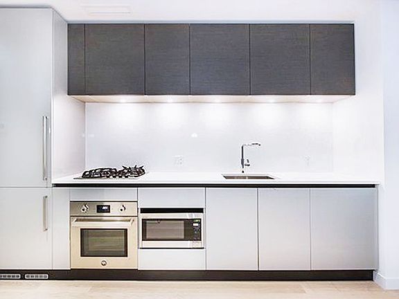 3rd image of 540 W 49th St #108S