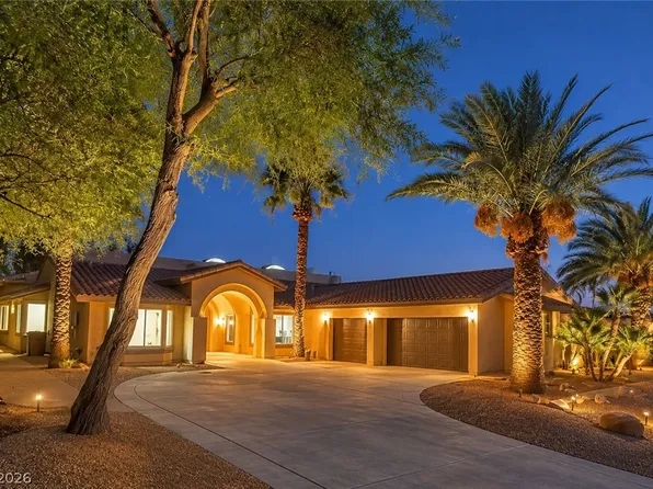 606 Valencia Dr, Boulder, NV 89005