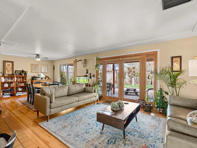 1424 Dartmouth Dr NE — Photo 19