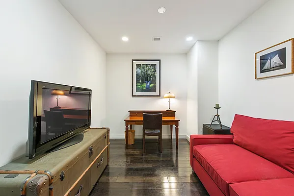 Rented by Cantor and Pecorella | media 9