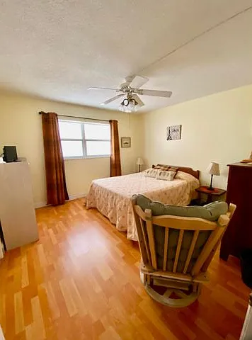 400 Golden Isles Dr #43 — Photo 11