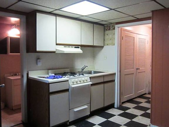 2nd image of 2873 Lamport Pl #1