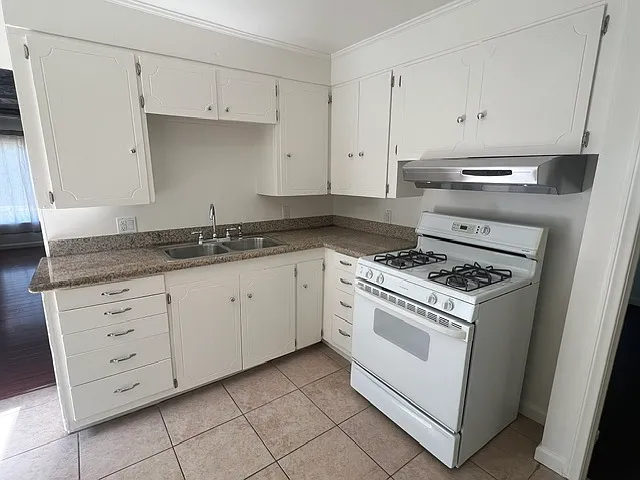 612 E Graves Ave #1 — Photo 5
