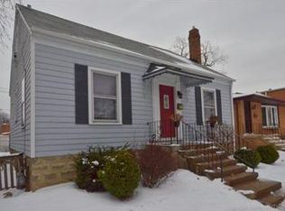 9347 S Trumbull Ave, Evergreen Park, IL 60805