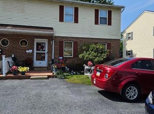 702 Main St, Denver, PA 17517