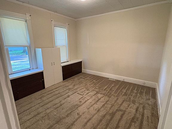4th image of 501 W Vine St