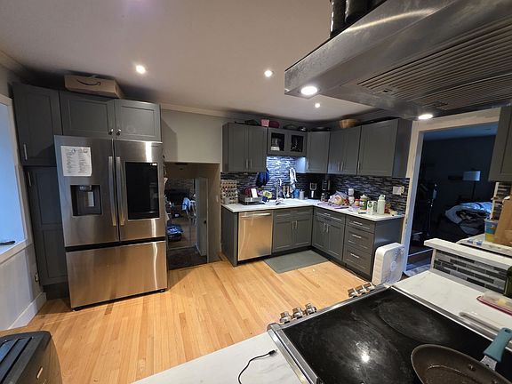 3rd image of 1526 Laurel Oaks Dr NW