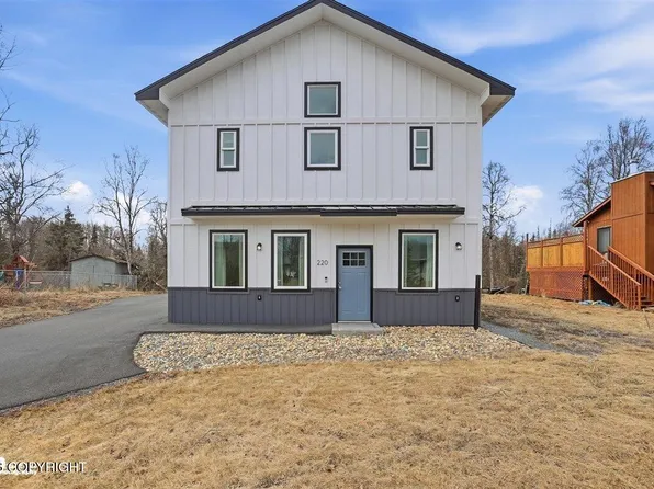 220 Susieana Ln, Kenai, AK 99611