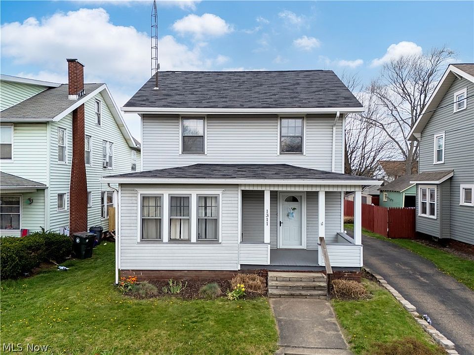 1st image of 1311 Woodward Pl NW