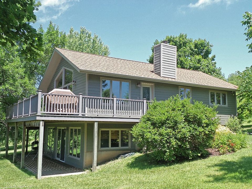 1st image of 6 Eagle Ln