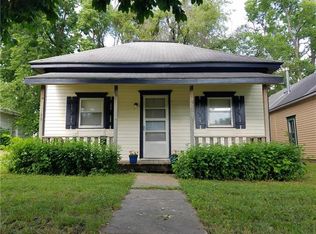 927 N Cedar St, Ottawa, KS 66067