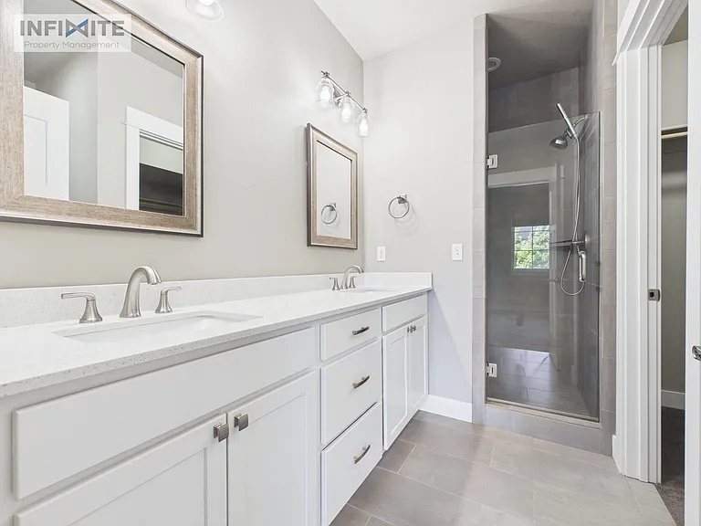 3083 Lori Ln — Photo 26