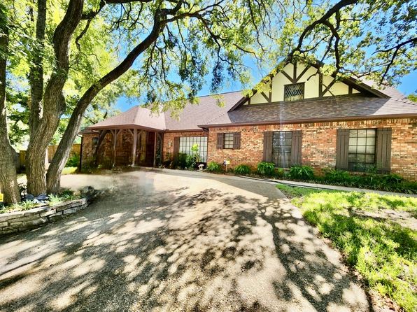 Home for Sale in Arlington TX
