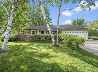 3214 Berkshire Rd, Janesville, WI 53546