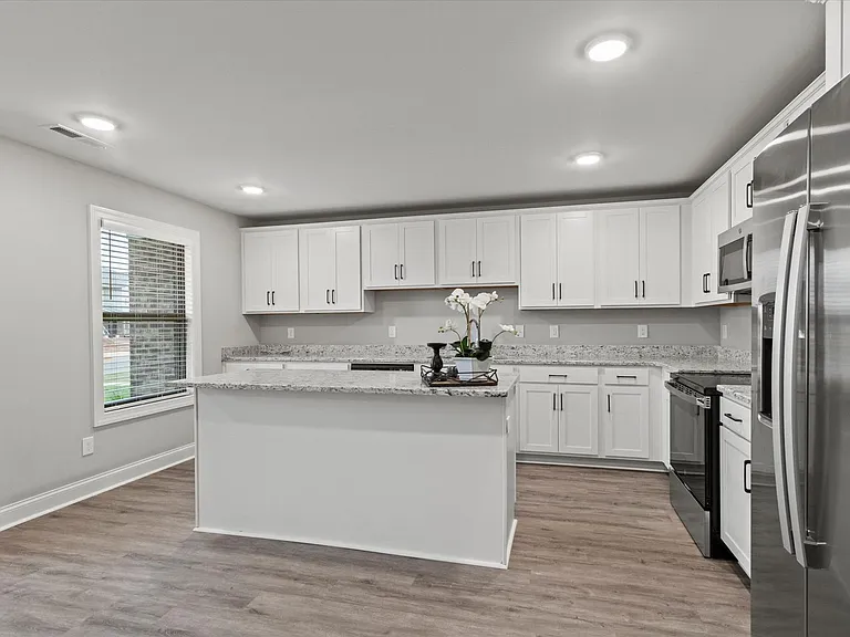 16097 Cohen Dr — Photo 13