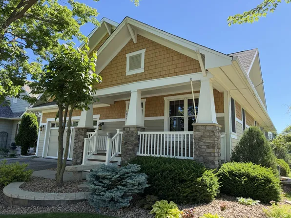 1317 Waters Path, Woodbury, MN 55129