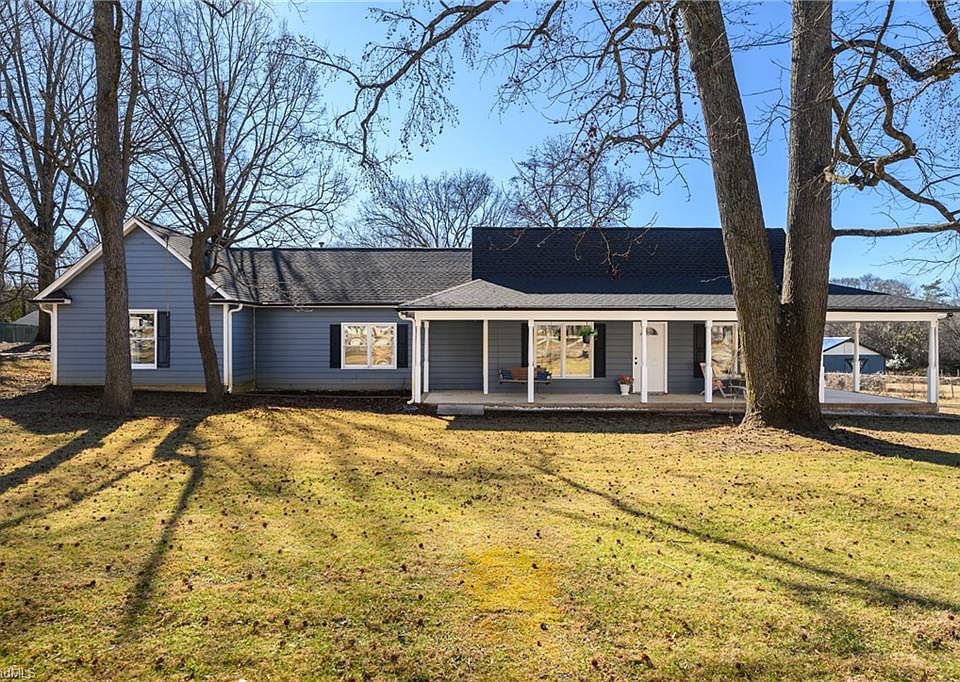 1st image of 2618 Brame Rd