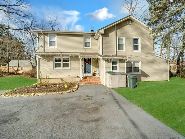 5 Legion Pl, Denville, NJ 07834