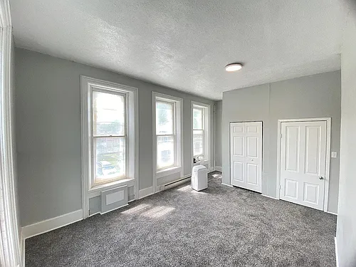 102 N Miami St #C Photo 1