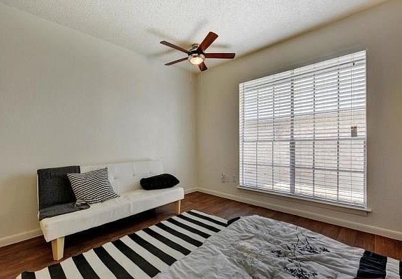 2nd image of 2520 Elmont Dr APT 109A