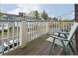 15 Mendelssohn St, Roslindale, MA 02131