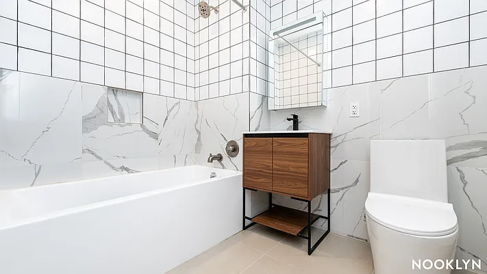 Rented by Nooklyn NYC LLC | media 24