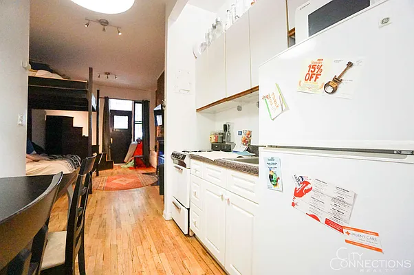 Rented by City Connections Realty | media 12