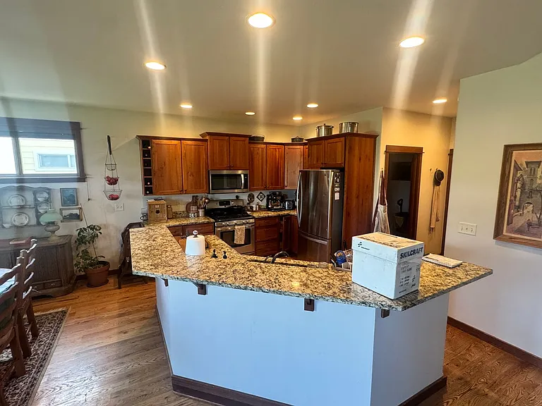 4791 Triumph St — Photo 5