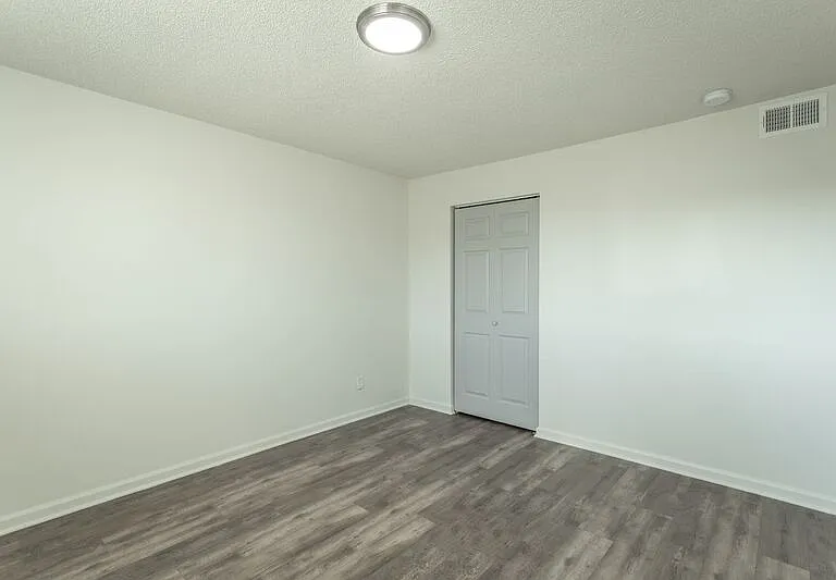 Kates View Apartments — Photo 15