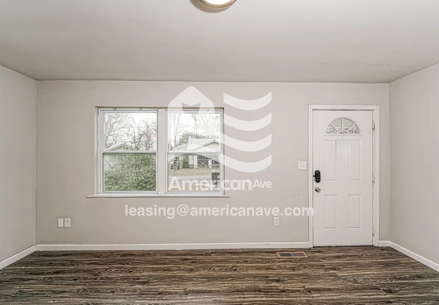 3 bed, 1.0 bath, 963 sqft, $1,382 — Photo 3
