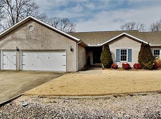 2 Didcot Ln, Bella Vista, AR 72714