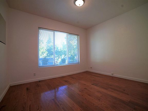 5th image of 475 Hawthorne Ave