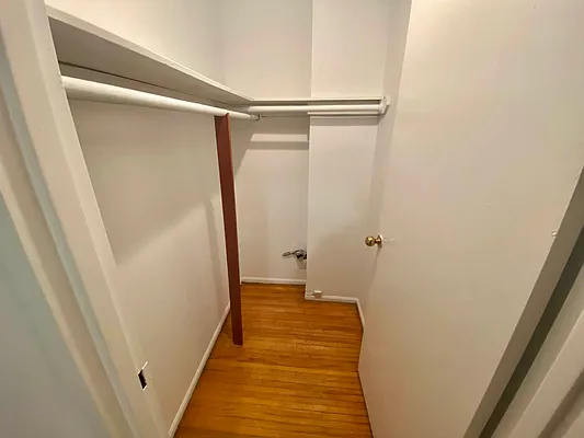 Rented by J PRESTON AND ASSOCIATES INC | media 29