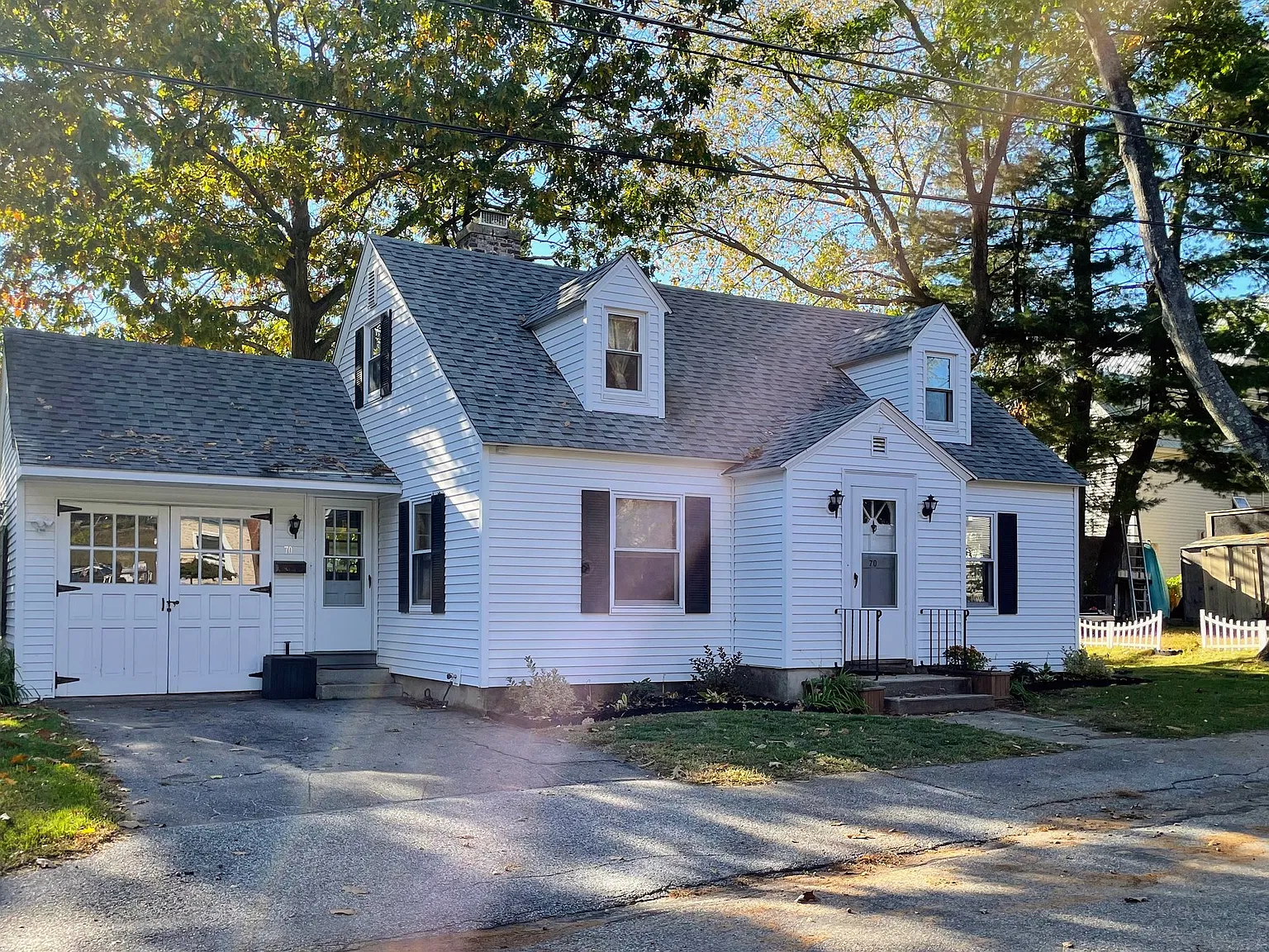 3 bed, 2.0 bath, 1500 sqft, $2,500 — Photo 1