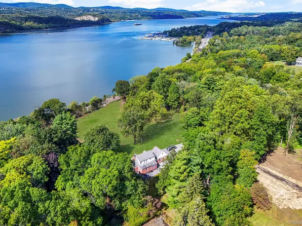 660 Wheeler Hill Road, Hughsonville, NY 12590