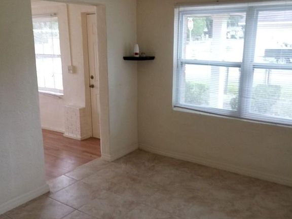 2nd image of 1105 NW 8th Ave