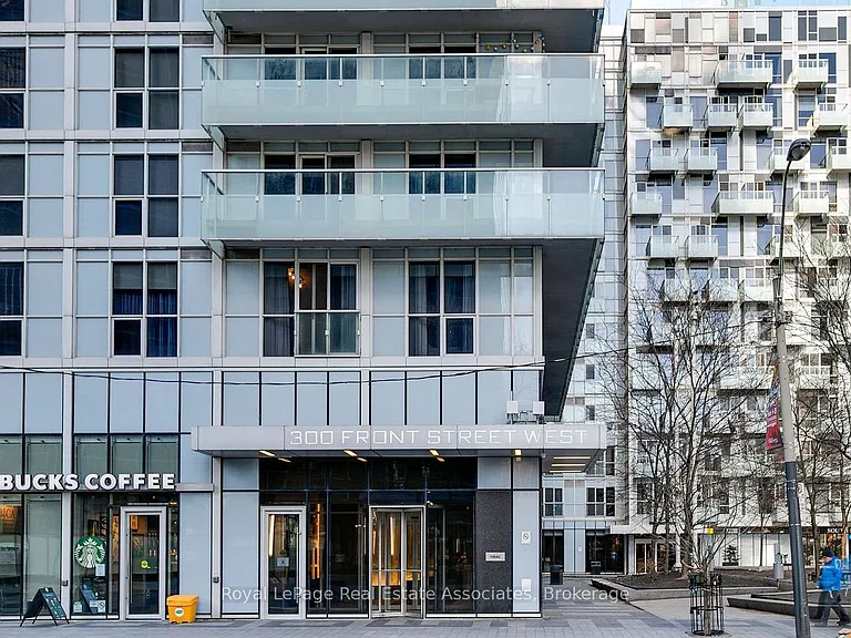 300 Front St W #611 — Photo 13