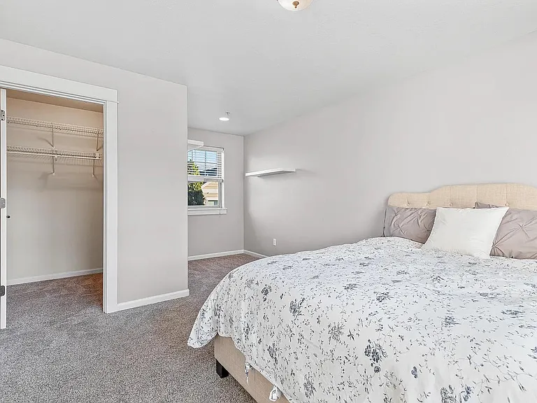 2203 Dollarhide Way — Photo 14