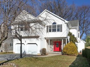 135 Bellair Rd, Ridgewood, NJ 07450