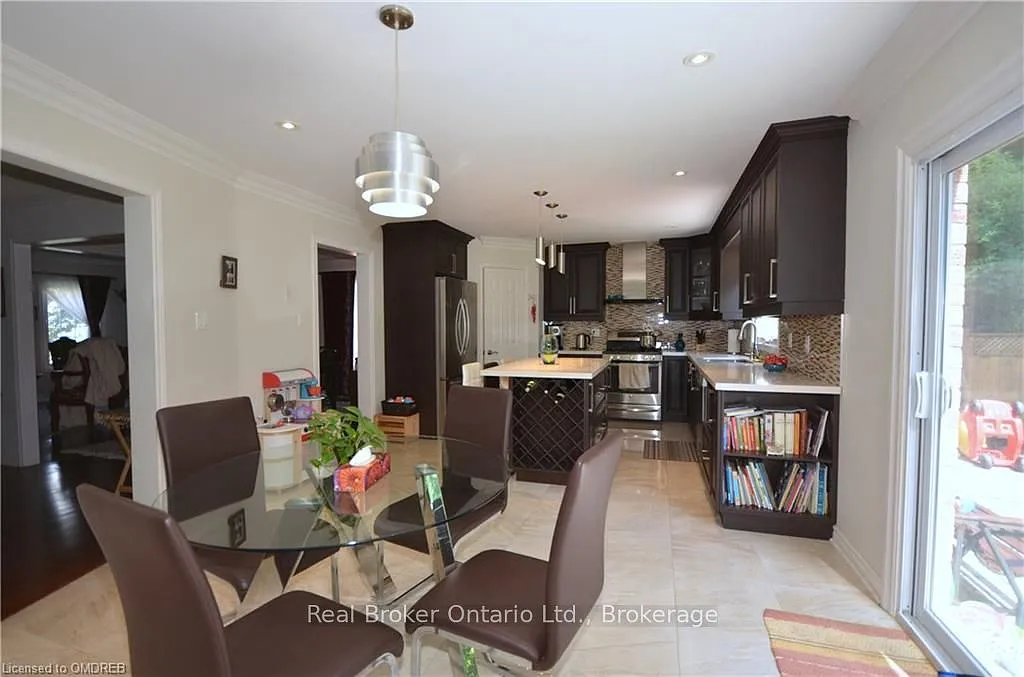 5 bed, $5,500 — Photo 4