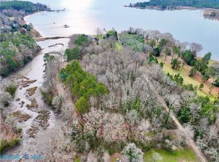 6698 Hockley Wharf Ln, Gloucester, VA 23061