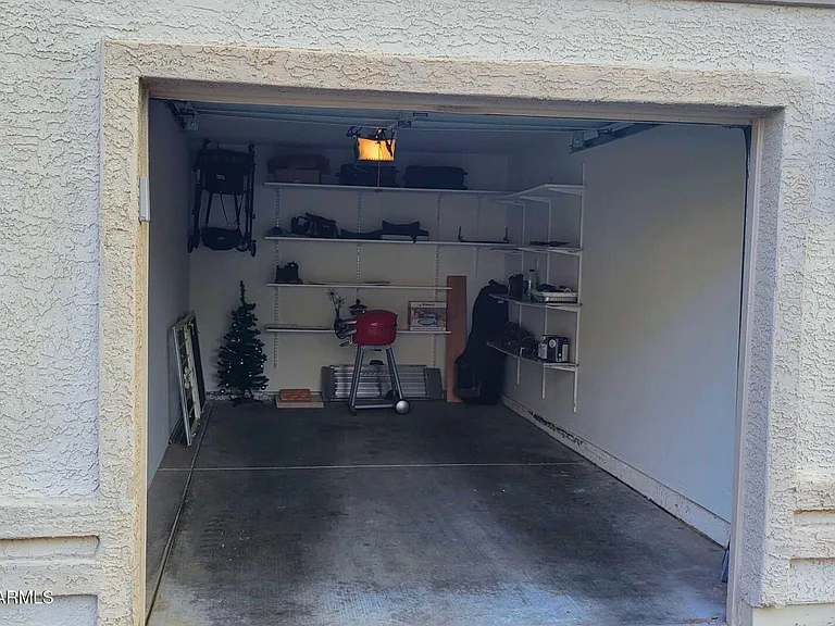 10080 E Mountain View Rd #127 — Photo 16