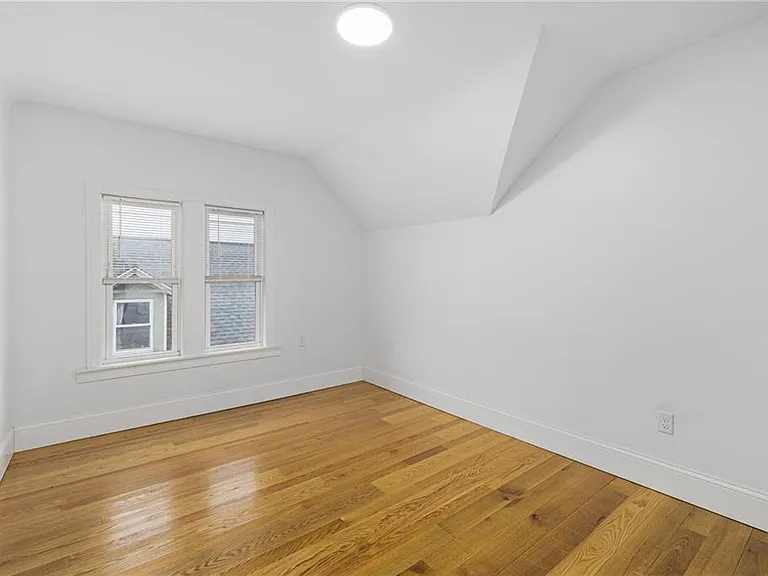 30 Cypress St #3 — Photo 17