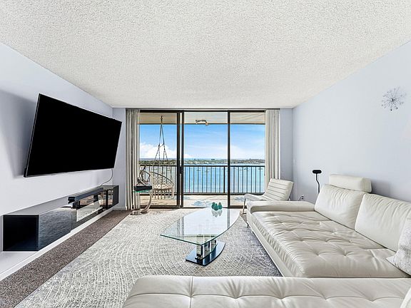 3rd image of 5200 N Flagler Drive #1502