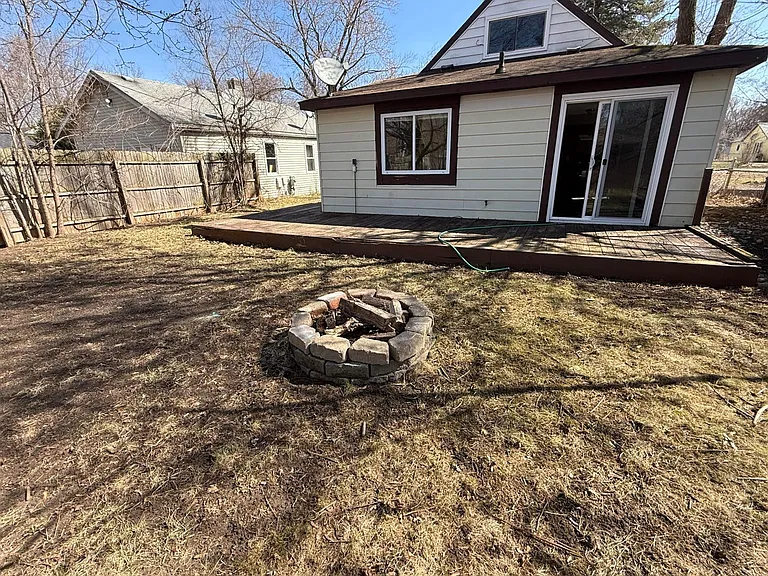 633 Bagley Ave — Photo 32