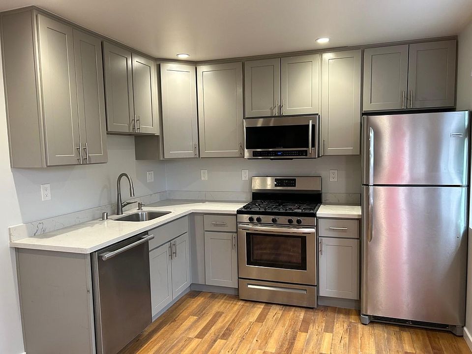 1st image of 559 Flynn Ave #A