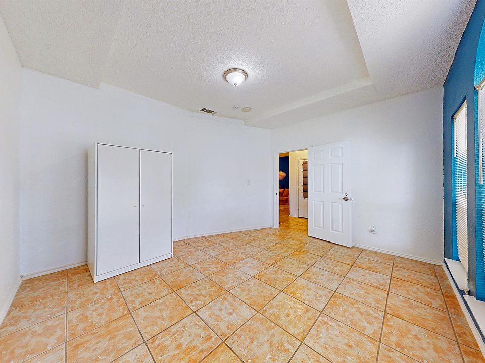 1st image of 1115 Breezewood Dr #1A-767309