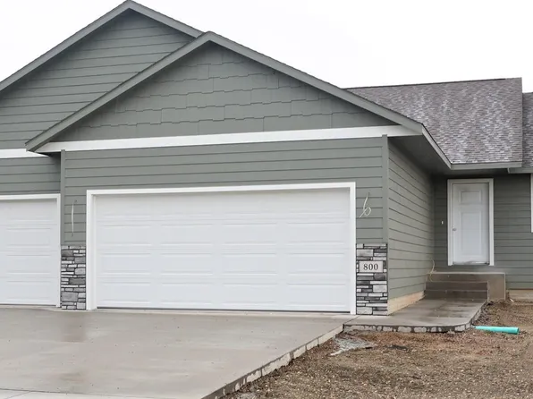 800 N Juniper St, Lennox, SD 57039